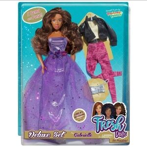 Fresh Dolls Deluxe Set Gabrielle 12″ Articulated African American Doll, NEW